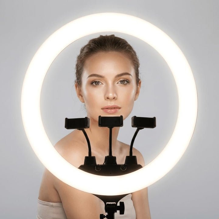 Luminate 56cm / 22 Zoll Ringlicht mit Stativ für professionelle, grossflächige Beleuchtung, Werbevid