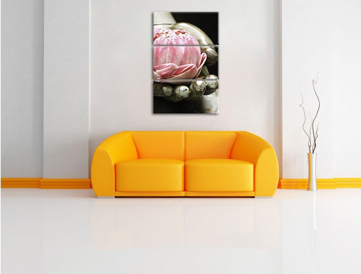 Pixxprint Lotus auf der Hand eines Buddhas als Leinwandbild | Grösse: 3 Teilig (120x80) | Wandbild|