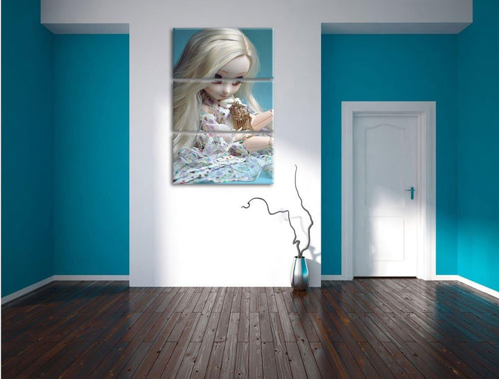 Pixxprint Blonde Pullip-Puppe mit Vogelkäfig als Leinwandbild/Grösse: 3 Teilig (120x80) cm/Wandbild/