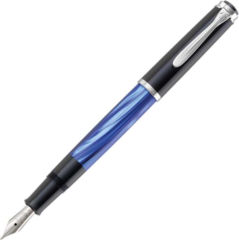 Pelikan Füllhalter Classic 205, Blau-Marmoriert, Feder M (mittel), hochwertiger Kolbenfüller im Gesc