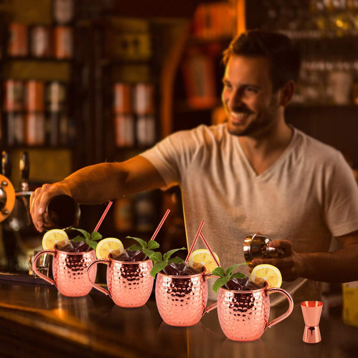 SIKITUT Moscow Mule Becher 4er Set, Handgefertigt Kupferbecher, 550ml Cocktail Set mit: 4 Hochwertig