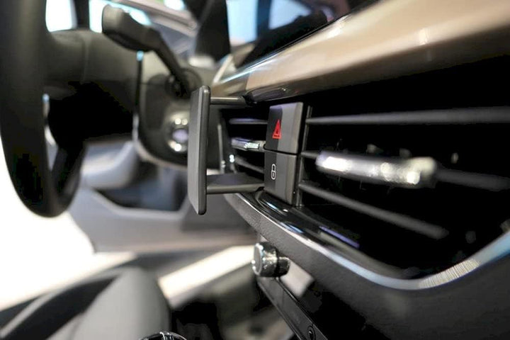 Brodit | ProClip Fahrzeughalter 855587 | Made IN Sweden | Mittelbefestigung | für linkslenkende Fahr