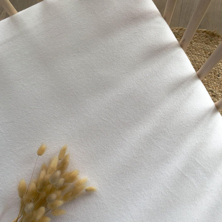 Kadolis - Matratzenschutz für Babys 60x120 cm - Stoff 100% Flanell aus Bio-Baumwolle - Weich und kom