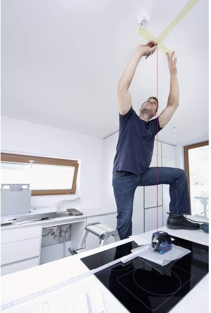 Bosch Professional GCL 25, ± 4° Selbstnivellierbereich, IP 54 Staub- und Spritzwasserschutz, BT 150,