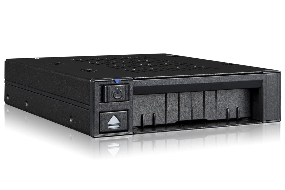 flexiDOCK MB021VP-B - Trägerloses U.2 PCIe 4.0 NVMe SSD zu SlimSAS SFF-8654 Wechselrahmen-Gehäuse/in