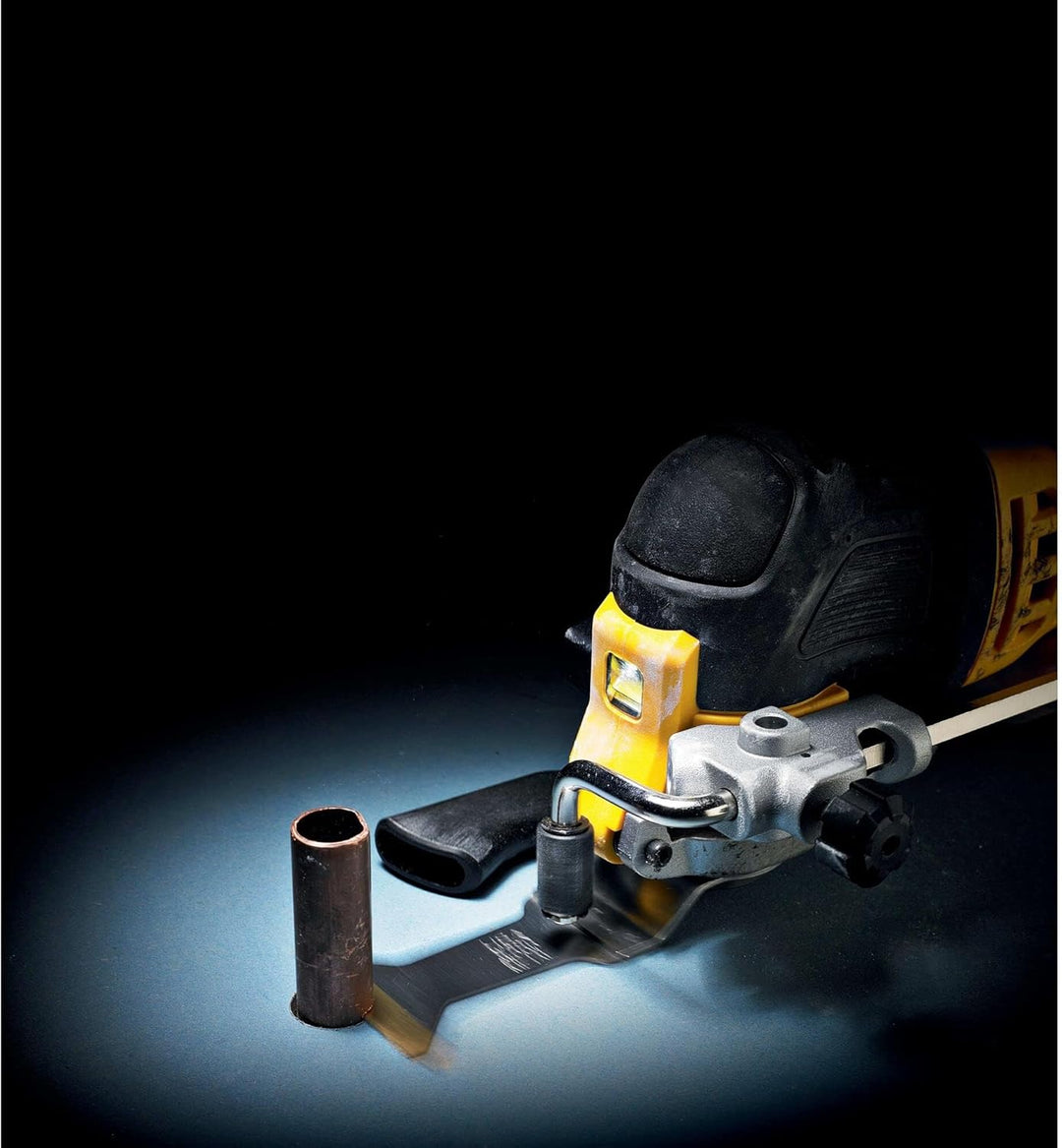 DeWalt Titan Sägeblatt DT20707-QZ | 43x31 mm | sägt Holz, Holz mit Nägeln, Kunststoffe und Gipskarto