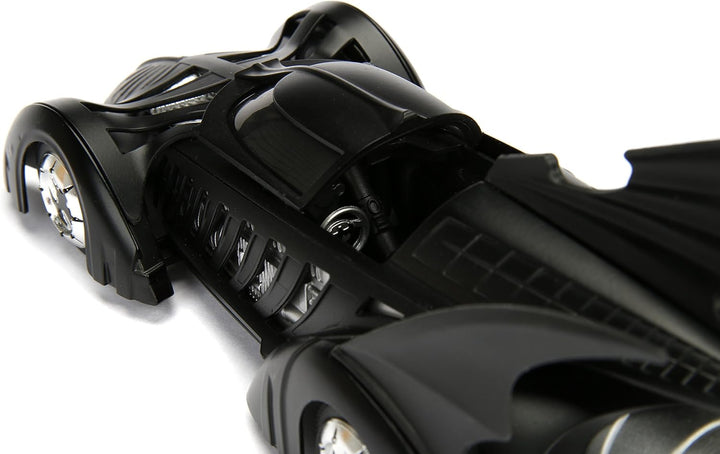 Modellbausatz Batmobile-Batman Forever 22 cm Massstab 1/24 mit Abbildung von Batman – 100% Original