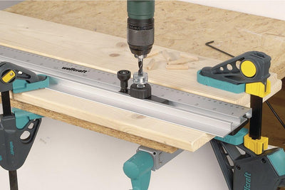 wolfcraft Dübelleiste 4650000 – Präzise Bohrschablone zum Möbelbau von Schränken & Regalen – Für Düb