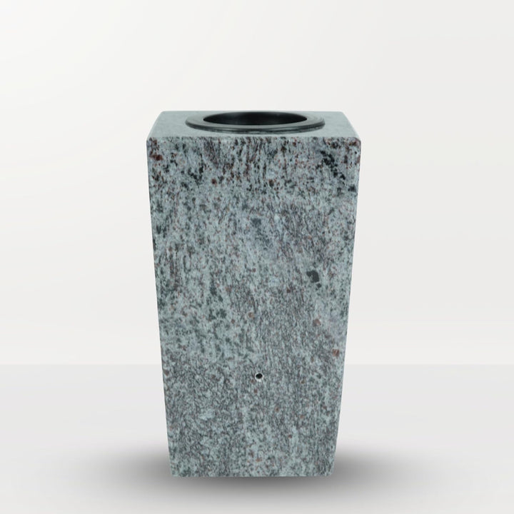 designgrab Grabvase Karree Orion aus poliertem Granit – 29×17 cm, hochglanzpoliert, witterungsbestän