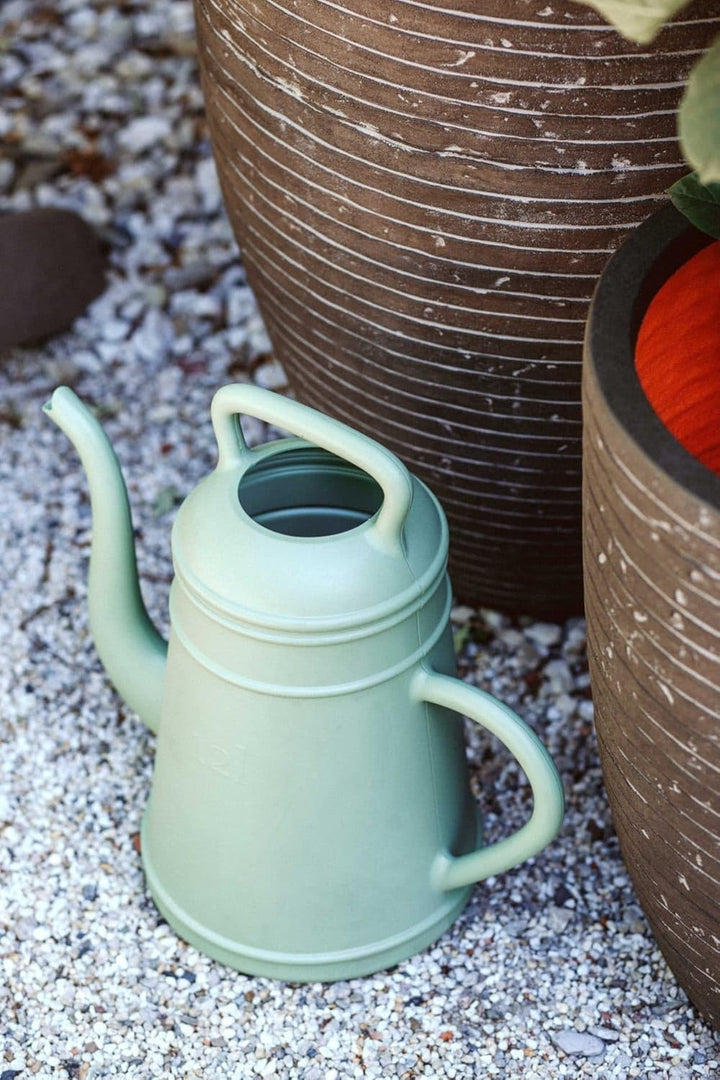 Xala - Giesskanne Lungo 12L - 46x26x43 - Schiefergrau - Für den Innen- und Ausseneinsatz - Bruchfest