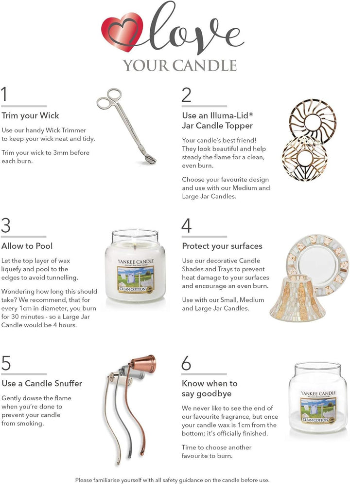 Yankee Candle Duftkerze im Glas (Mittelgrosse im Glas) | Christmas Eve | Brenndauer bis zu 75 Stunde