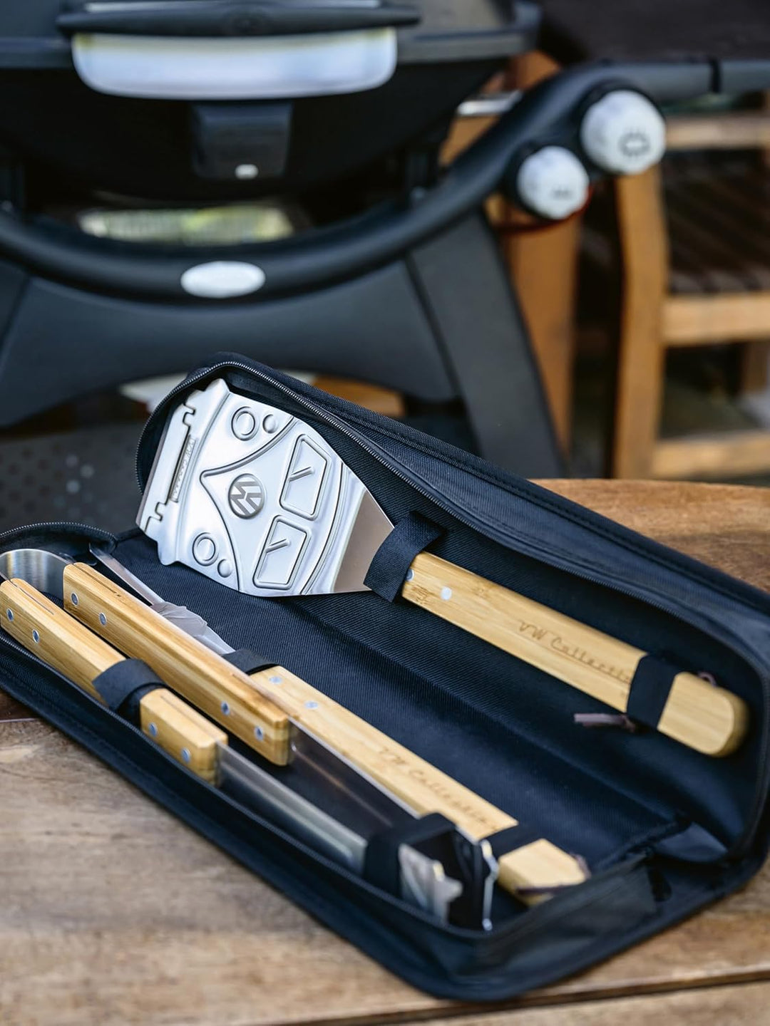BRISA VW Collection - Volkswagen T1 Bulli Bus Edelstahl Grill-Besteck-Zange-Gabel-Wender, Geschenk-I