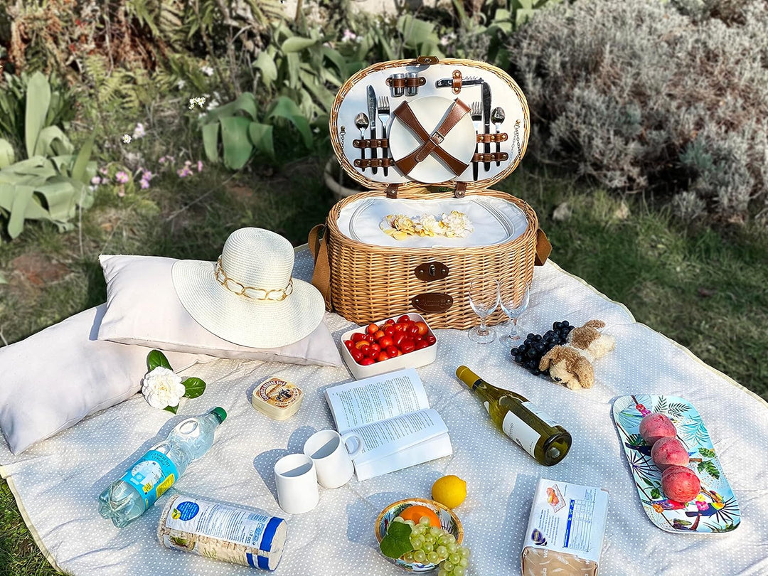 Les Jardins de la Comtesse Picknickkorb, isoliert, Vendôme Natur, geflochten, aus Weidengeflecht für