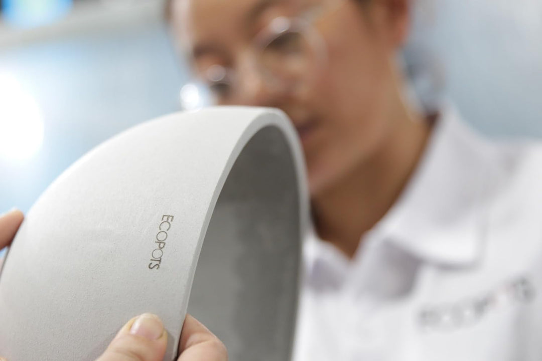 Ecopots Amsterdam Kollektion recycelter Blumentöpfe UV-beständig, für Haus & Garten Dunkelgrau 19.5