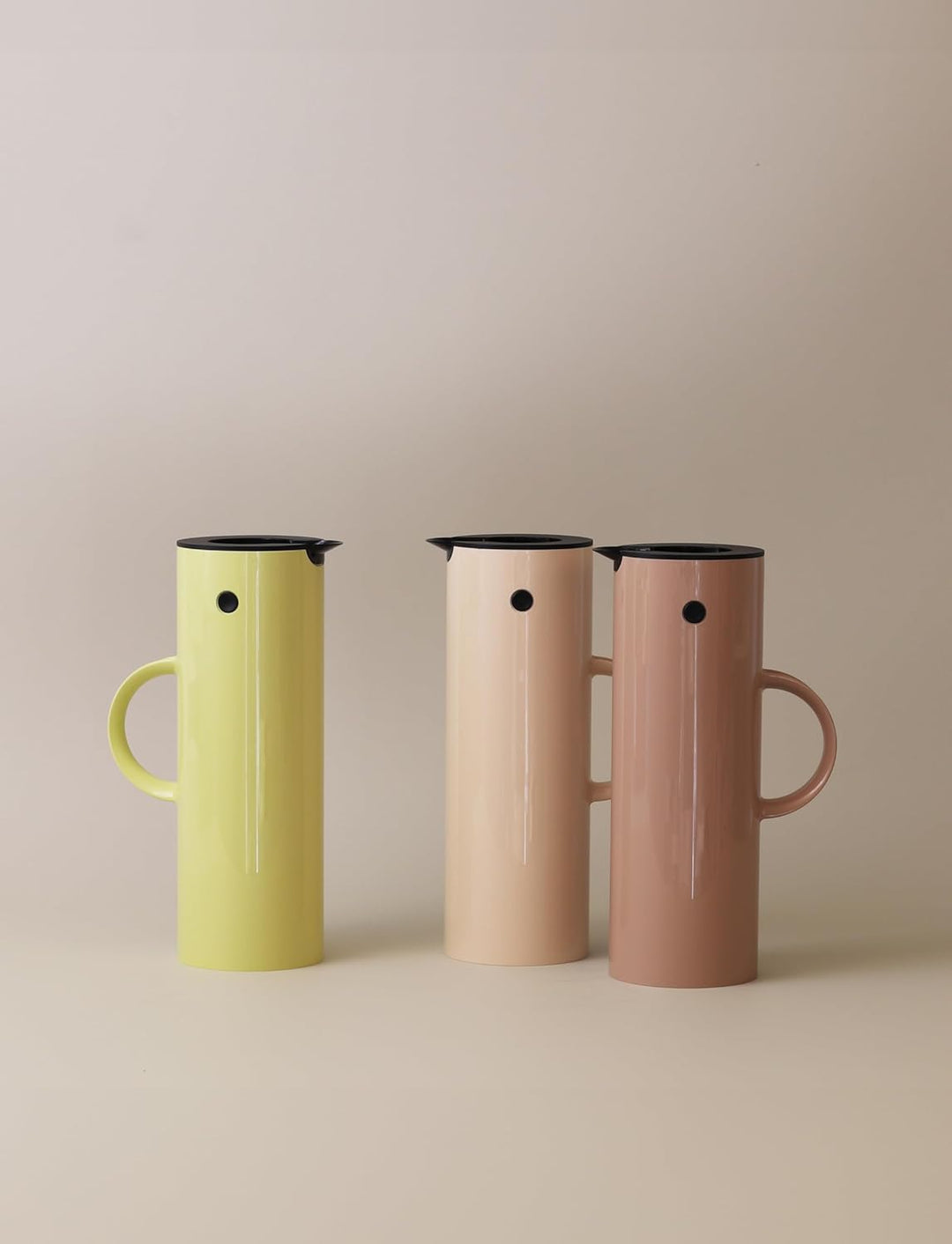 Stelton Isolierkanne EM77 - Doppelwandige Isolierkanne für heisse/kalte Getränke - Tee- & Kaffeekann