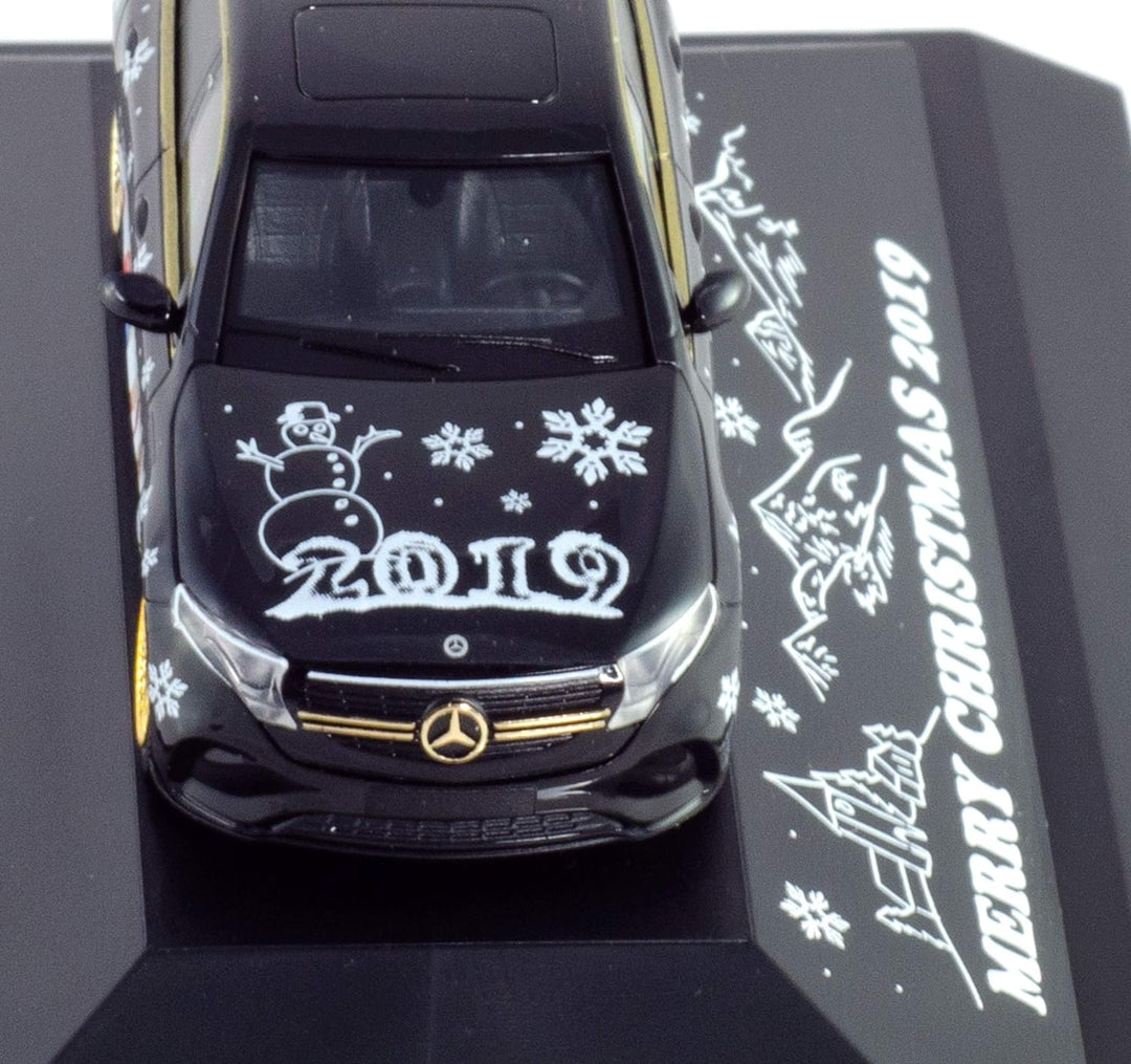 herpa 102155 Mercedes-Benz EQC Weihnachts-PKW 2019“ in Mini zum Basteln und Sammeln, Mehrfarbig