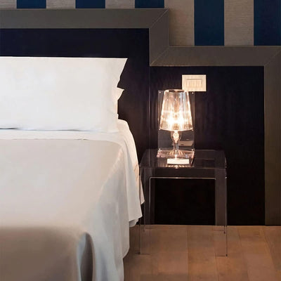 Kartell Jolly Tisch, Glasklar Cristallo, Cristallo