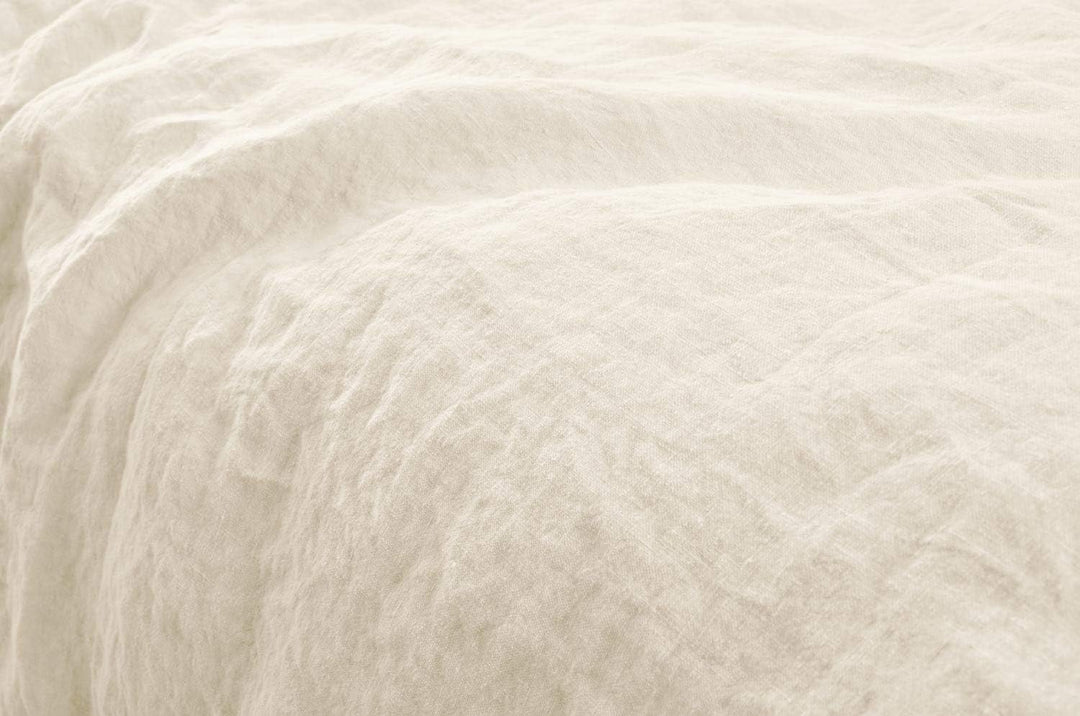 Wohnen &amp; Accessoires GmbH &amp; Co. KG Leinen-Bettwäsche Set Sintra 155x220cm + 80x80cm Creme 2tlg. 155x