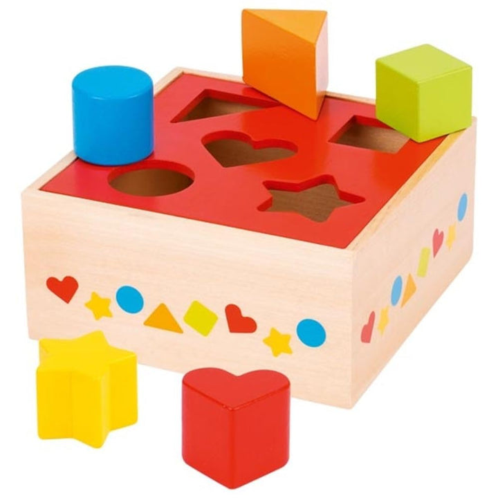 goki 58580 Sort-Box, Holz, 16 x 16 x 7,6 cm, 5-teilig, Steckspiel, Formen- und Farbensortierspiel ab