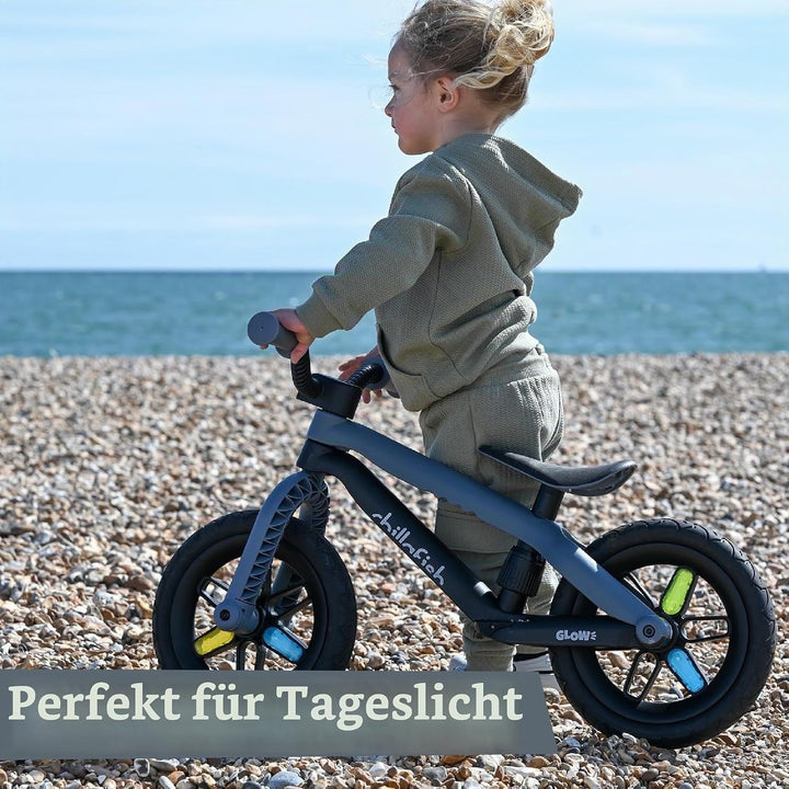 Chillafish BMXIE Laufrad, 12 Zoll Kinderlaufrad mit Bremse, Leuchträdern, als Motorrad Version oder