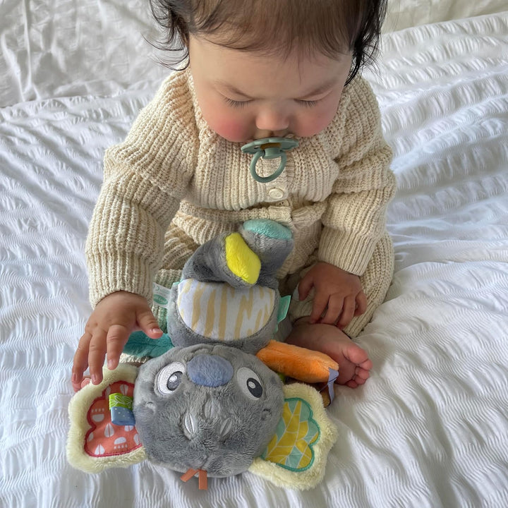 Playgro Kuschelkoala - Kuscheltier zum Spielen - Plüschtier - Baby Spielzeug