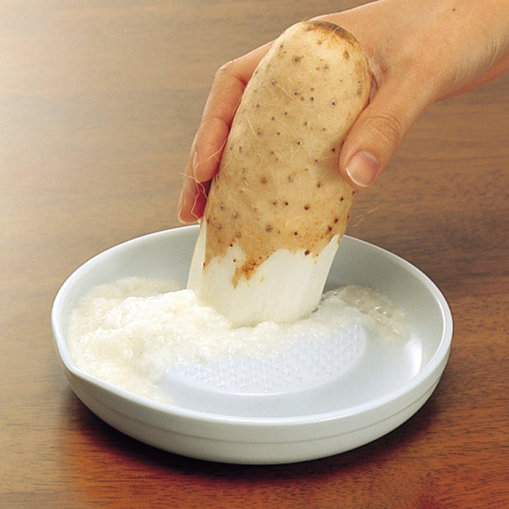 KYOCERA Keramikreibe CD-18 Obst- und Gemüsereibe aus Keramik mit extra scharfen Zähnen und Auffangri