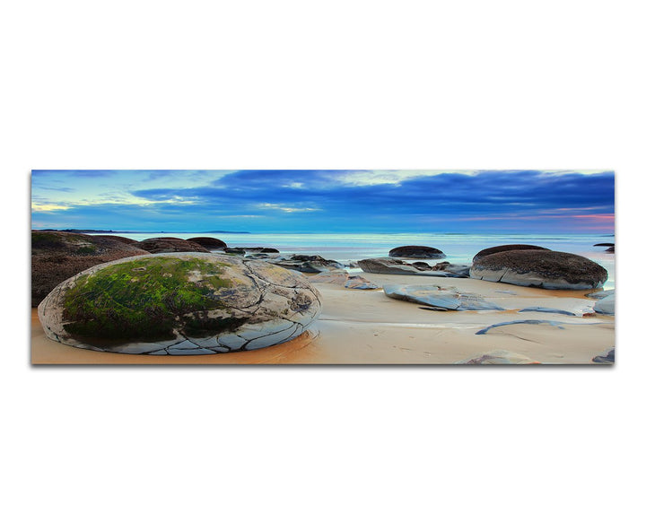 Paul Sinus Art Panoramabild auf Leinwand und Keilrahmen 150x50cm Neuseeland Strand Meer Steine Dämme