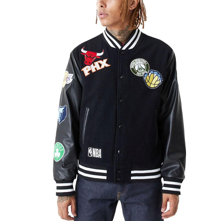 New Era Varsity College Jacke - NBA Patches Bulls Lakers M Schwarz, M Schwarz