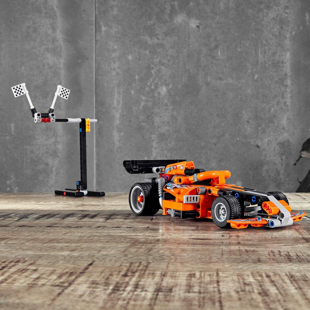LEGO 42104 Technic Renn-Truck oder Rennauto, 2-in-1 Modell mit Rückziehmotor, Sammlung von Rennfahrz