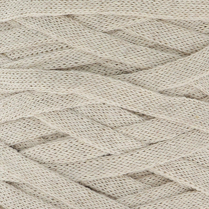 Hoooked RibbonXL Sparset aus 4 Rollen je 120 Meter Riesen-Textilgarn aus recycelter Kleidung in Sand