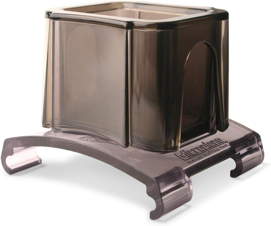 Microplane Gourmet Serie 45000 - Küchenreibe extra grob 45008 + Fingerschutz 45057 (Edelstahl, silve