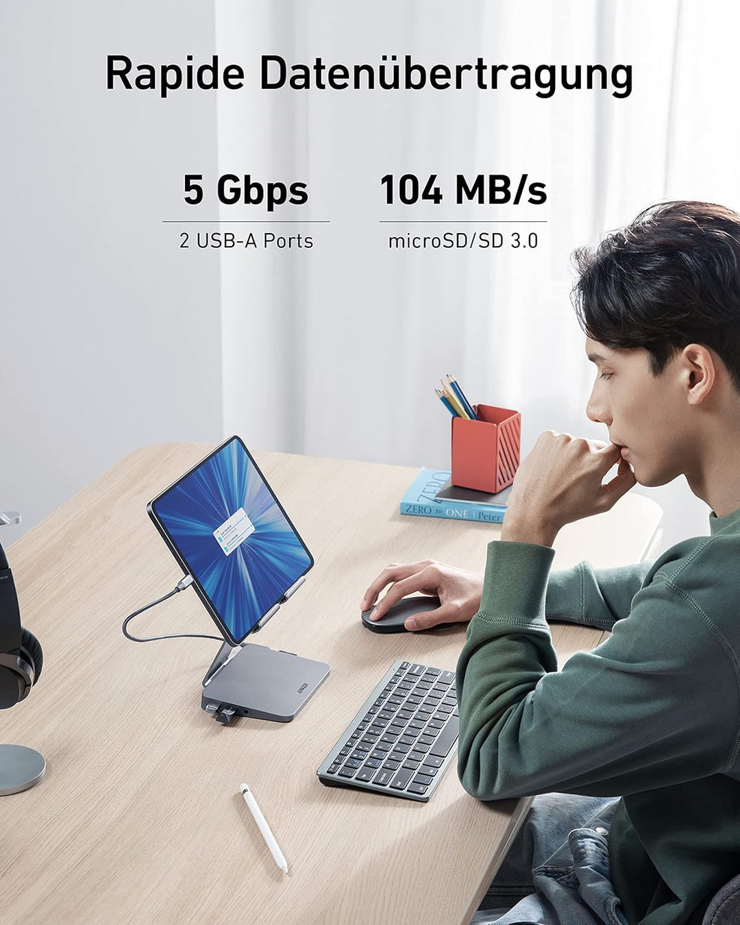 Anker 551 8-in-1 USB-C Hub, einklappbare Halterung, Power Delivery, 4K HDMI, 2 USB-A Datenports, 3.5