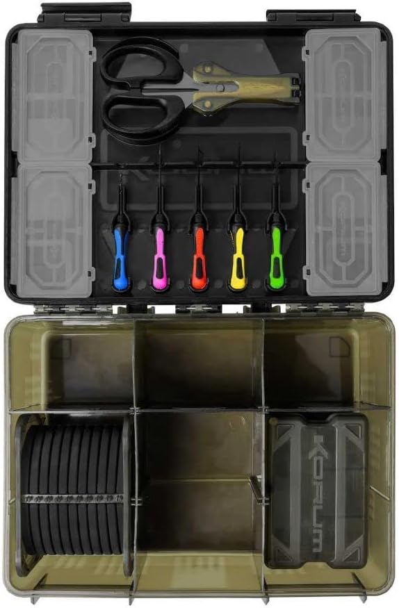 Korum Tackle Box Fully Loaded - Tacklebox, Zubehörbox, Kiste, Angelkiste, Angelbox