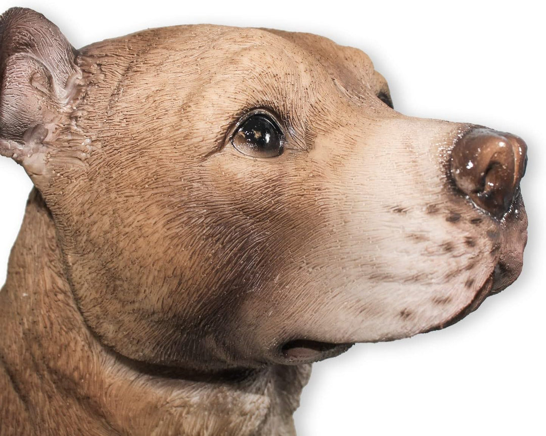 colourliving lebensecht wirkende Hunde Figur Bullterrier sitzend Hund Terrier Tierfigur Hundefigur
