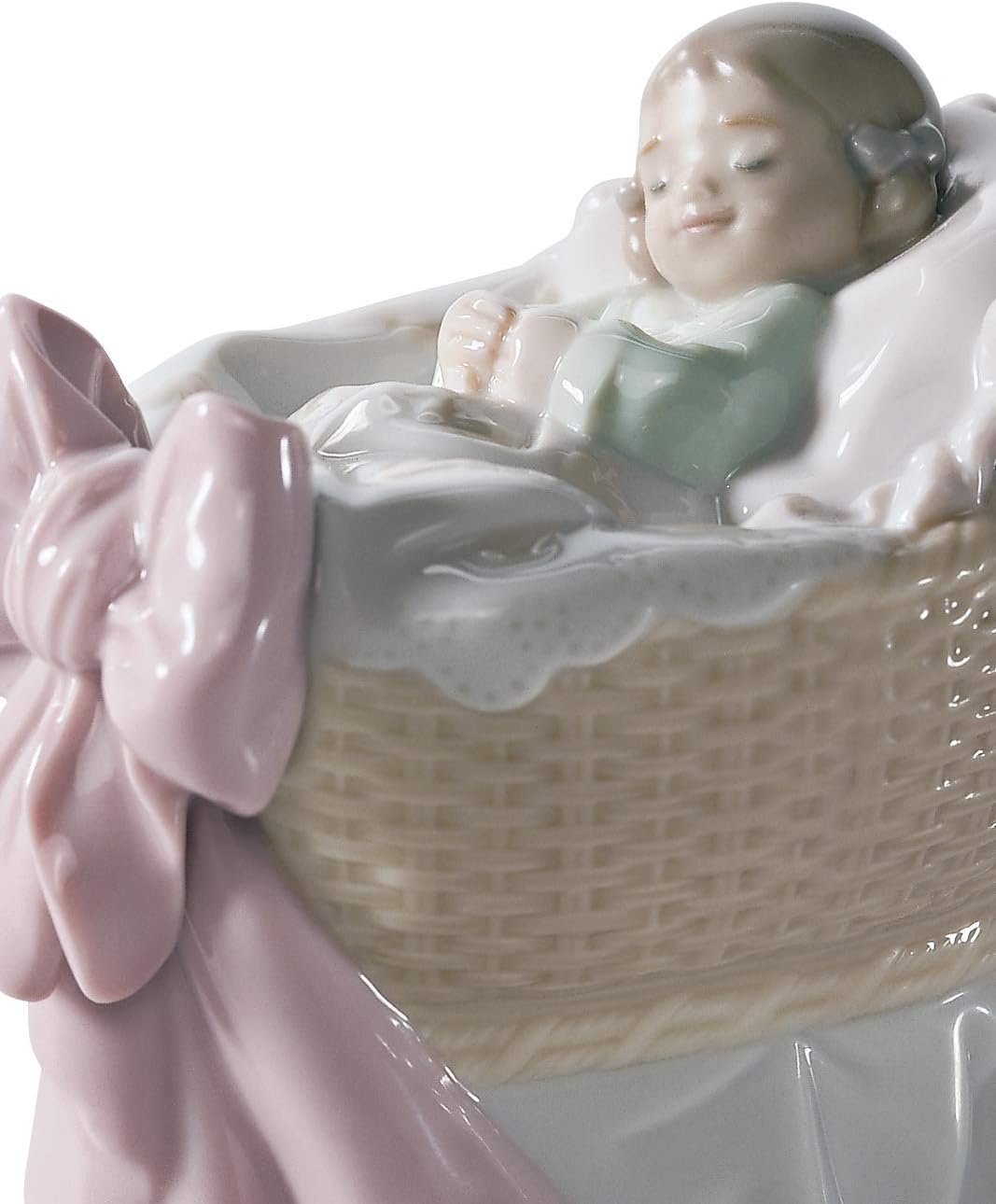 LLADRÓ Mädchen-Figur Geschenk des Himmels (Mädchen). Baby. Porzellan.