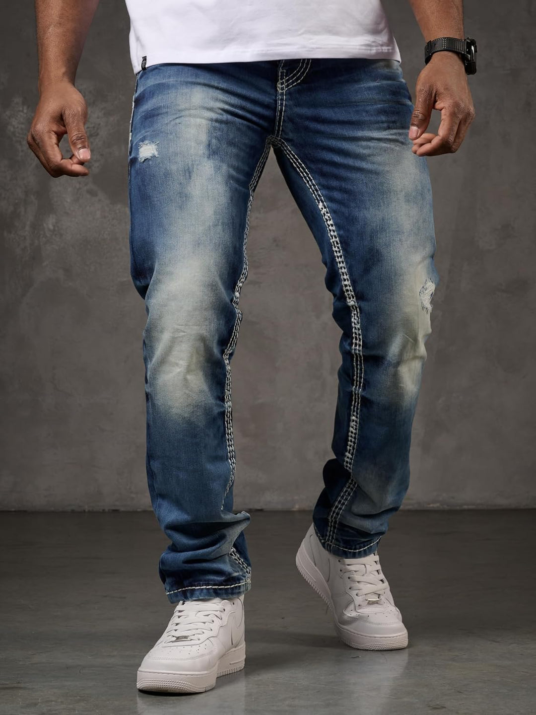 Cipo & Baxx Herren Jeans – Bequeme Straight Fit Jeans Hose mit markanten Kontrastnähten, Langlebige