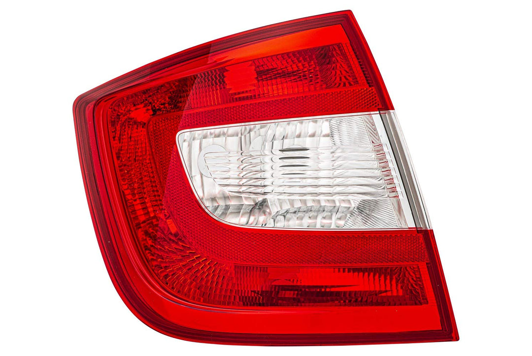 HELLA 2VP 354 802-011 Heckleuchte - Glühlampe - links - für u.a. Skoda Rapid (Nh3), Links