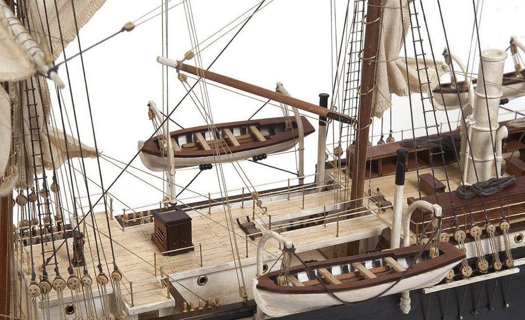 Schiff zum Befestigen von Bergantin, Verdunkelung