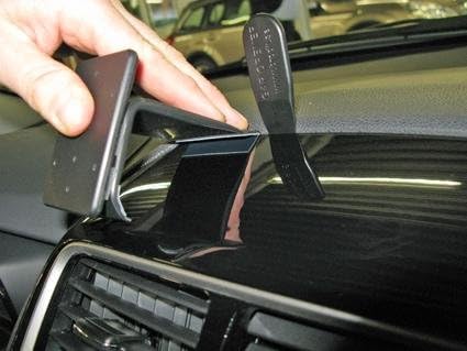 Brodit ProClip 855081 für Mitsubishi ASX ab Baujahr 2015