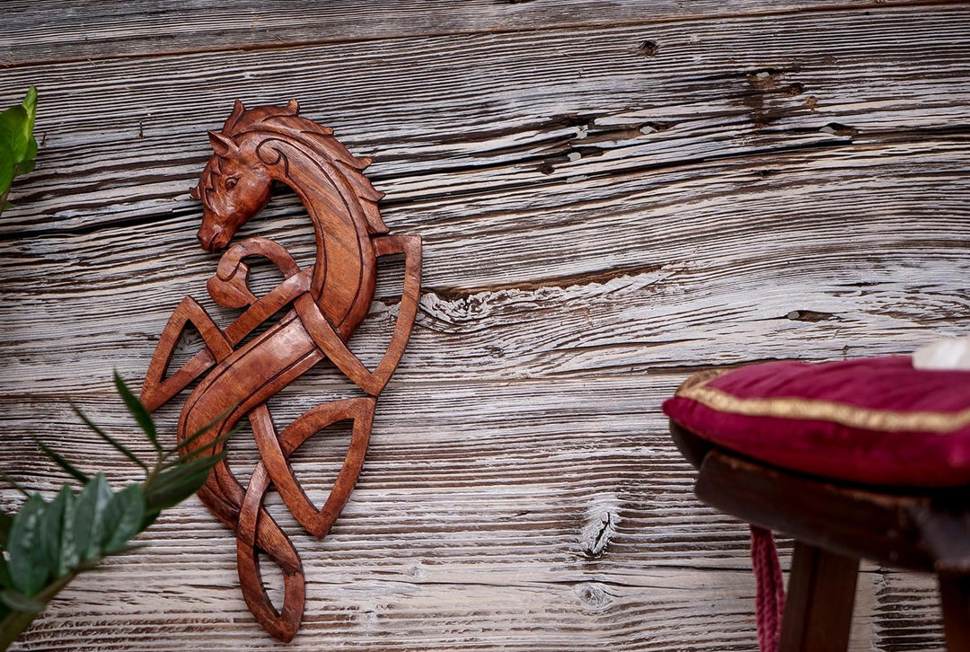 Windalf Cintage Celtic Wandbild ARATON 42 cm Vikings Krieger Pferde Wandrelief Wandobjekt Handarbeit