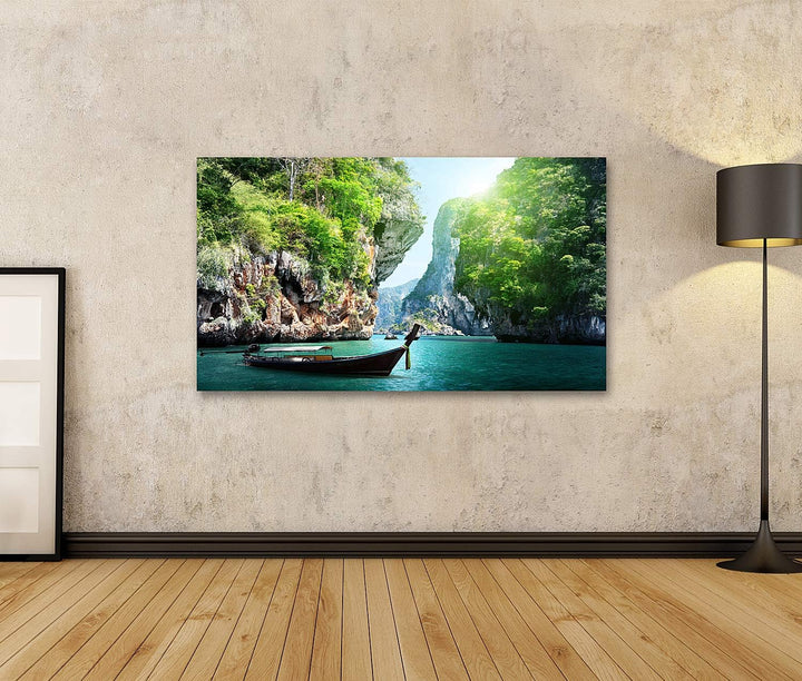 islandburner Bild auf Leinwand Langes Boot Und Felsen Am Railay Beach Thailand Bilder Wandbilder Pos