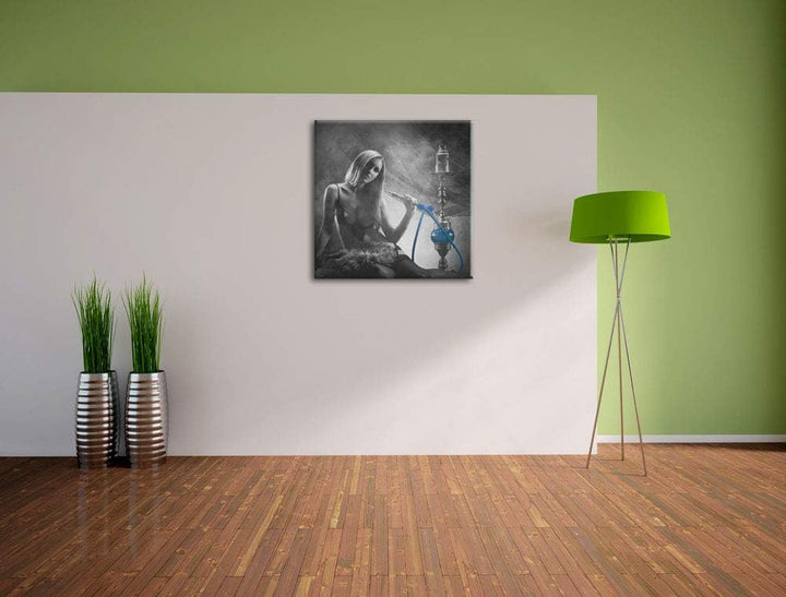 Pixxprint Frau neben Shisha als Leinwandbild/Grösse: 70x70 cm/Wandbild/Kunstdruck/fertig bespannt, 7