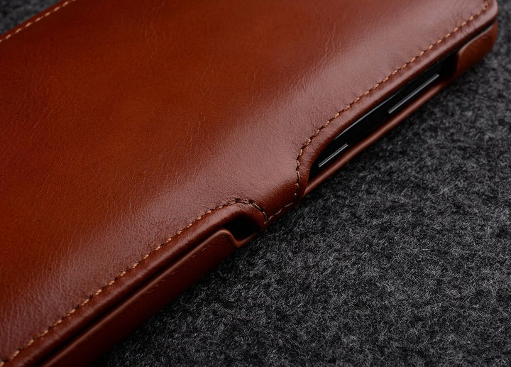 STILGUT Book Case kompatibel mit Samsung Galaxy S21 Plus 5G Hülle aus Leder mit Clip-Verschluss, Led