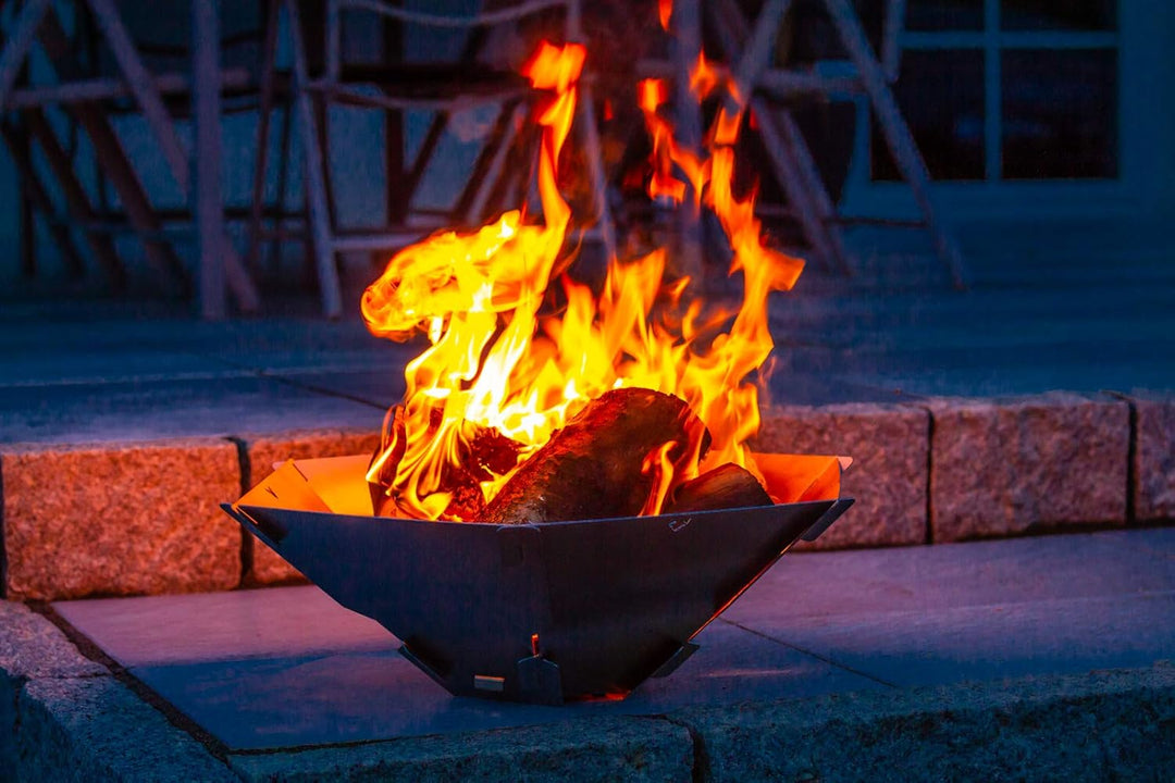 FENNEK Hexagon. Mobile, demontierbare und steckbare Feuerschale aus