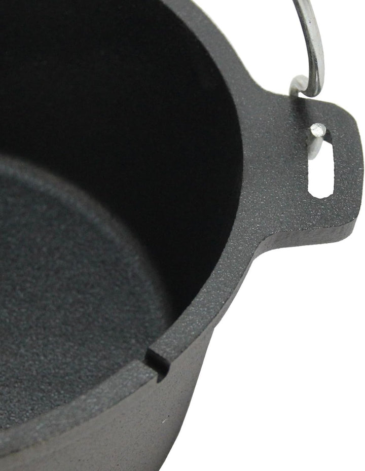 SANTOS Dutch Oven mit Deckel - Schmortopf für Aussenküche - 3,7L/4,5Qt Feuertopf - Gusseisen - ideal