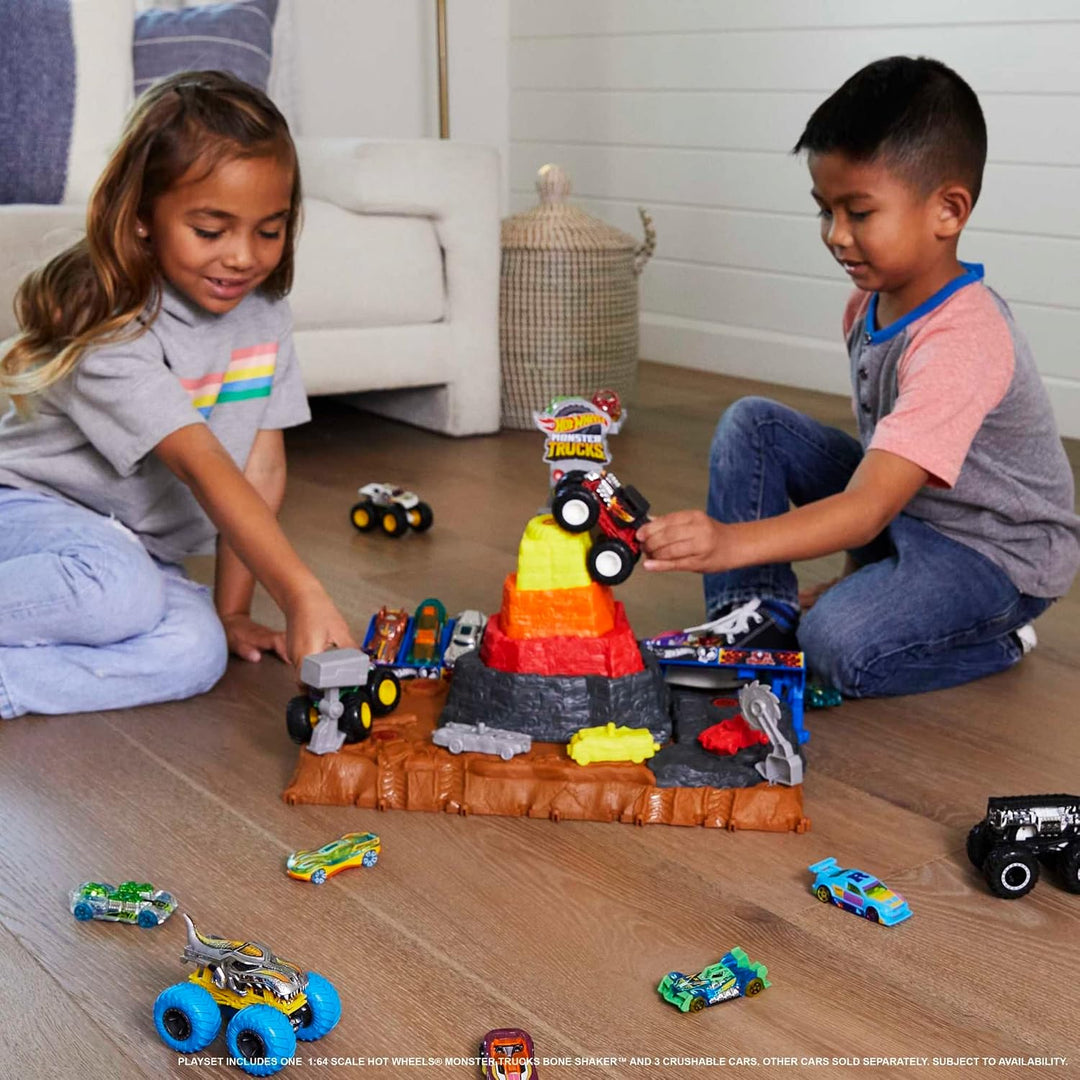 Hot Wheels Monster Trucks Arena Smashers Bone Shaker Spielset Ultimativer Schrottplatz“, enthält 1 e