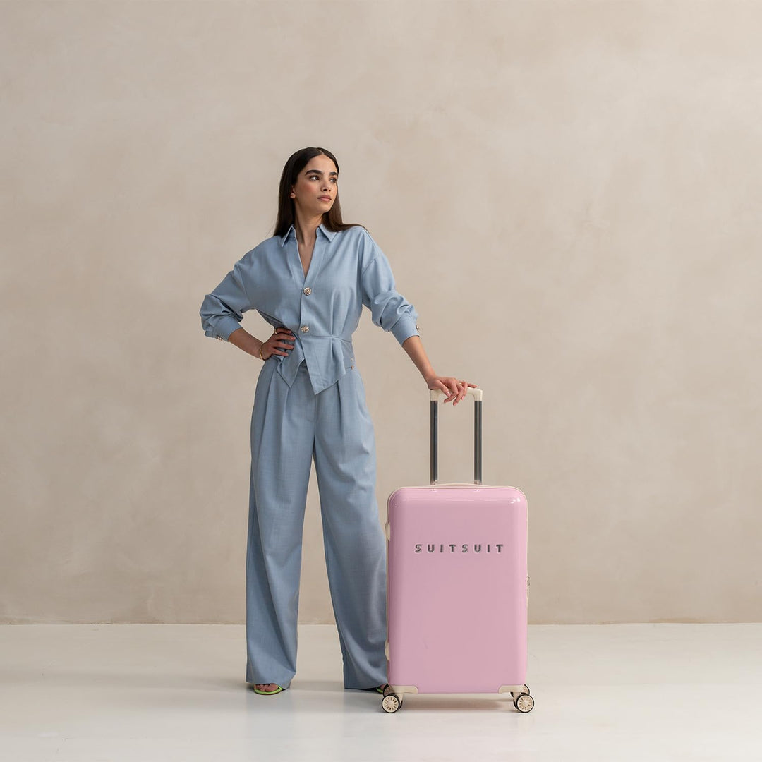 SUITSUIT Fabulous Fifties – Reisekoffer mit 4 Rollen – 66 cm – 59L – Rosa Pastell Pink Dust M, Pink