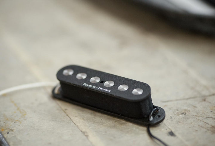 Seymour Duncan SSL-4 Single Series Quarter-Pound Flat Strat ohne Kapuzenmikrofon für E-Gitarre Schwa