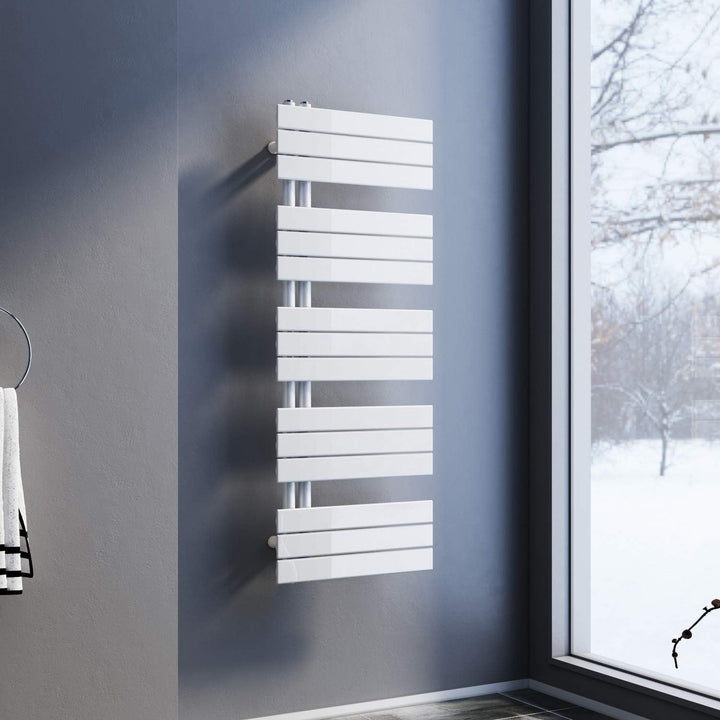 SONNI Badheizkörper Flach Handtuchtrockner 1314 x 500 mm Weiss Handtuchwärmer Seitenanschluss Panel