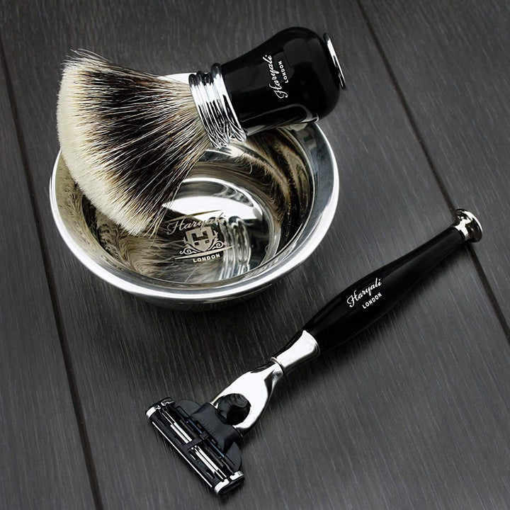 Haryali London Black Luxury Herren Rasierset 3 Edge Rasiermesser, Rasierpinsel, Rasierständer und Ra